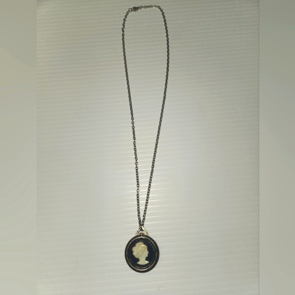 Webster vintage necklace